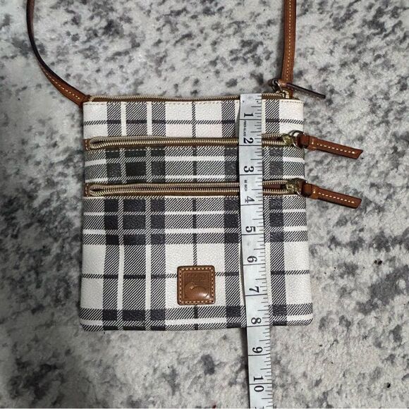 Dooney & Bourke Crossbody - Picture 6 of 9